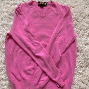 Beautiful bright pink V-neck sweater | 100% cotton